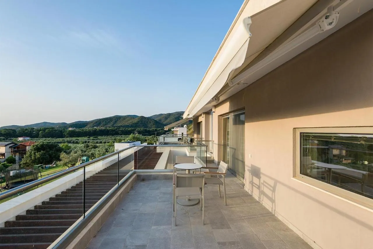 Afisia Villas Sarti