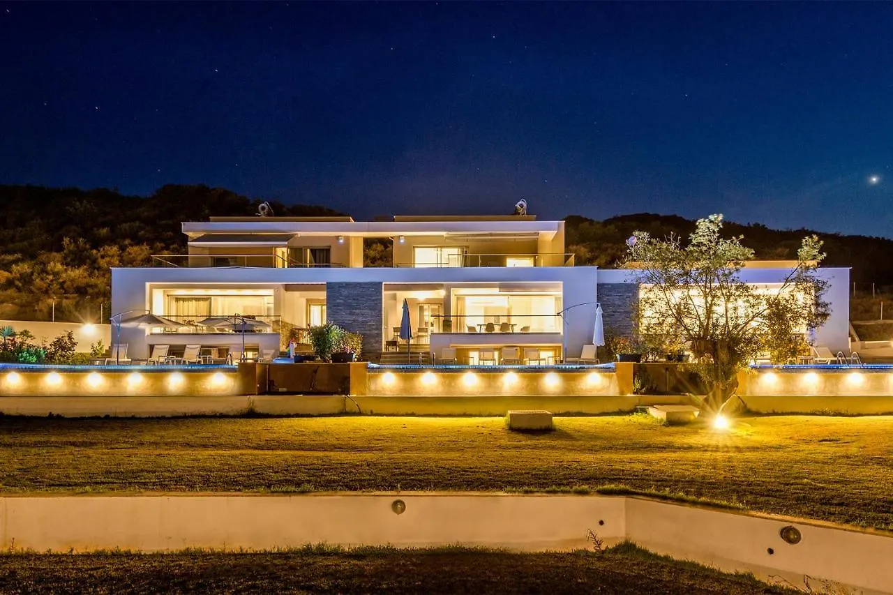 Afisia Villas Sarti